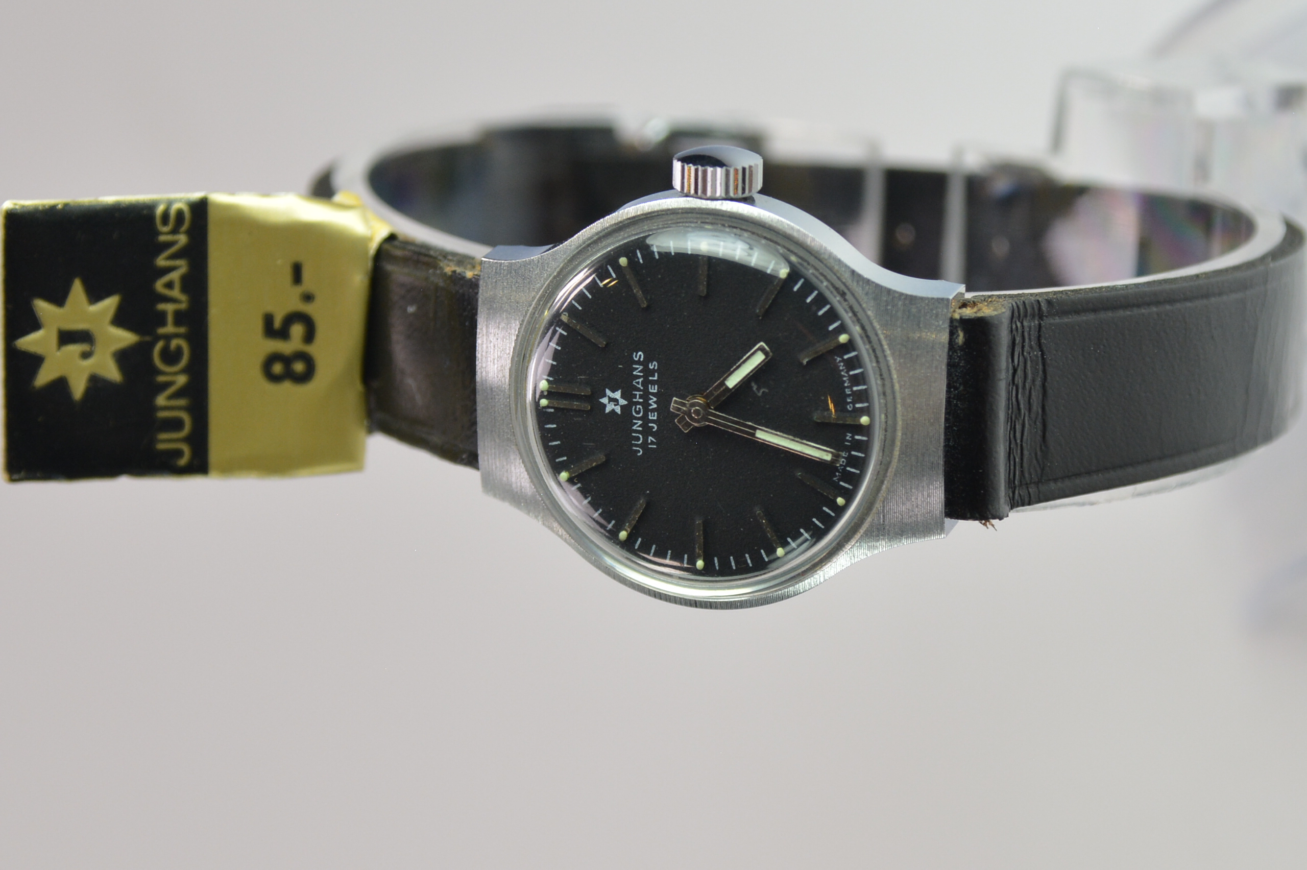 JUNGHANS 17 JEWELS alte Damen Armbanduhr Uhr NEU NOS; K71 208 eBay